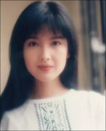 https://file.lulublog.cn/images/3/2025/08/h56GgWL4t3L9T54dR32G4Gf46F9U2d.png?sign=5f608ab9360ba2d7cc6a1828b76c9de9&t=6acd0400